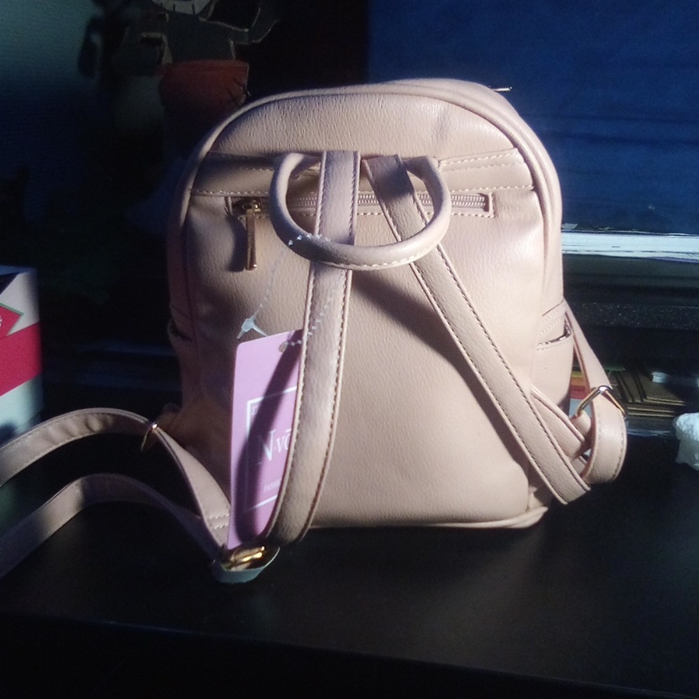 Small backpack - Picture 4 of 5